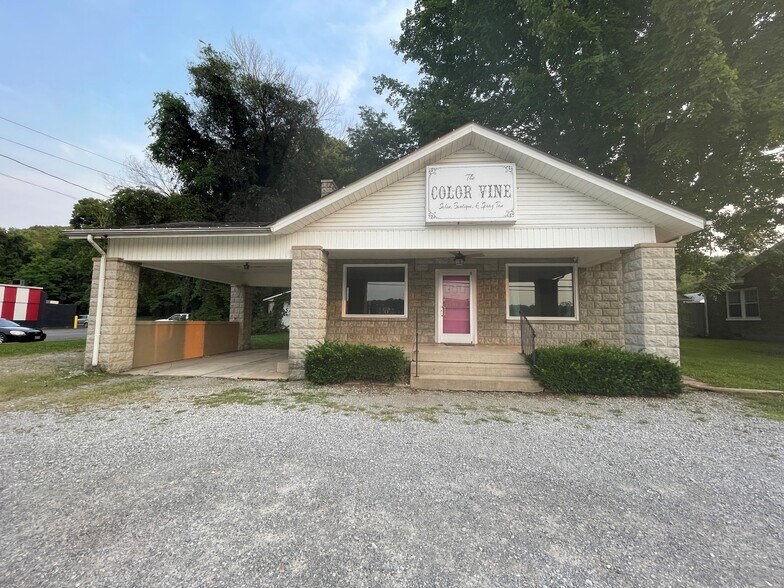 Primary Photo Of 312 W Main St, Waverly Freestanding For Sale