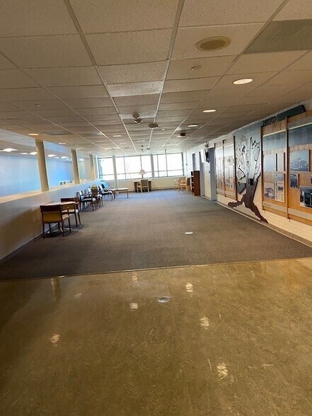 More Photos Of 21 W Clarke Ave, Milford Medical For Lease