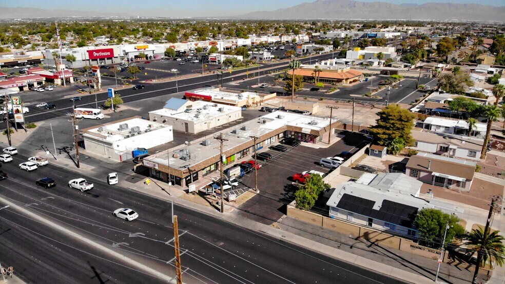 More Photos Of 5130 E Charleston Blvd, Las Vegas Storefront Retail Office For Lease