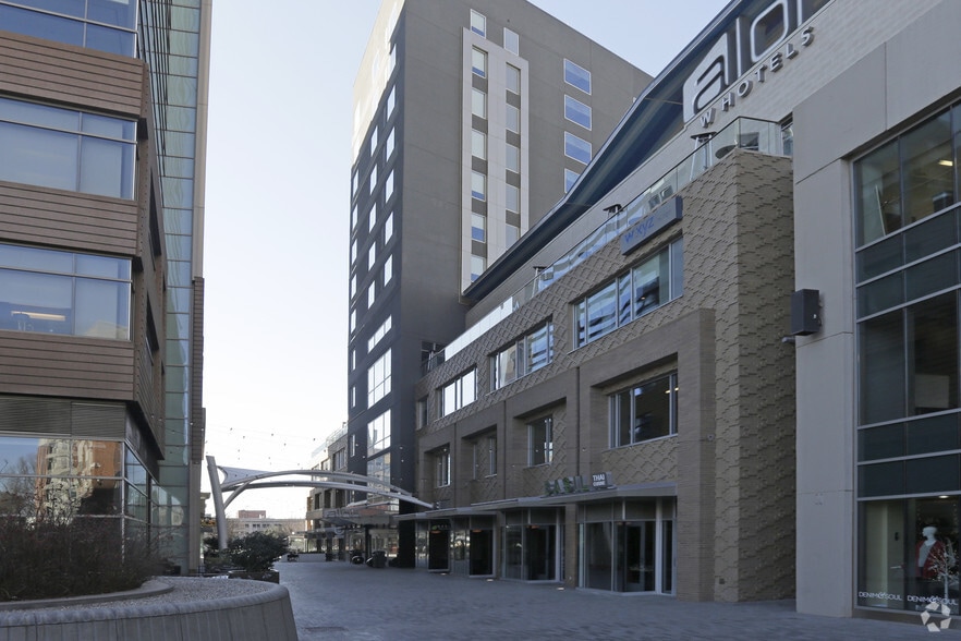 More Photos Of 100 W Washington St, Greenville Office For Lease