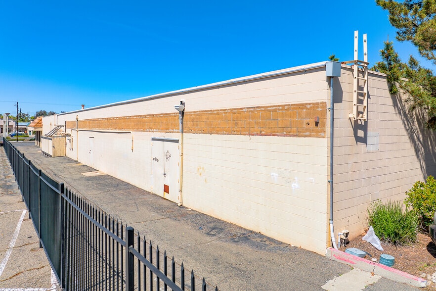 More Photos Of 6026-6048 San Juan Ave, Citrus Heights Auto Repair For Lease