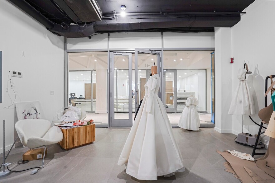 More Photos Of 347 Flushing Ave, Brooklyn Office For Lease