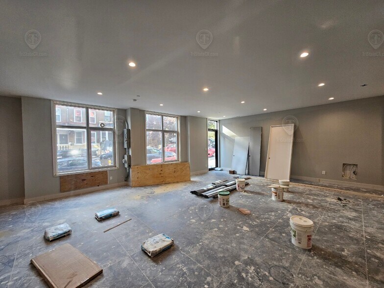 More Photos Of 115 W 190th St, Bronx Specialty For Lease