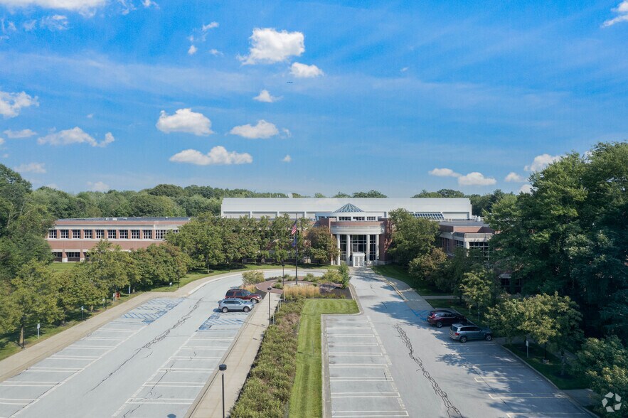 More Photos Of 100 State Farm Pl, Ballston Spa Office For Sale