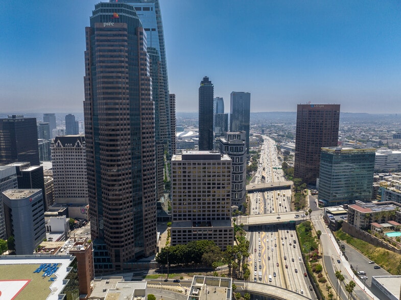 More Photos Of 915 Wilshire Blvd, Los Angeles Office For Lease