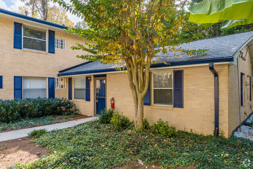 More Photos Of 1031 Scott Blvd, Decatur Apartments For Sale