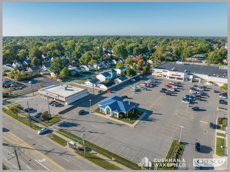 More Photos Of 6257 Mayfield Rd, Cleveland Bank For Lease