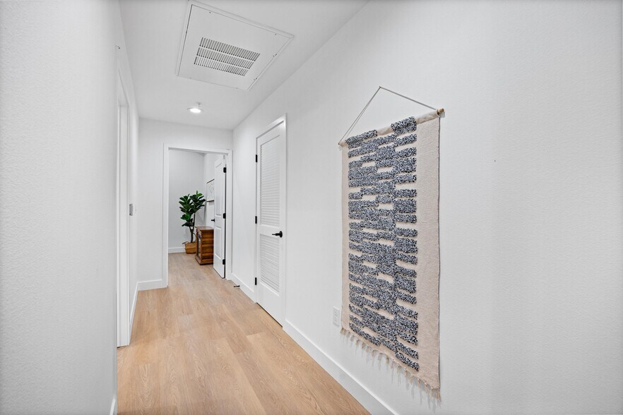 More Photos Of 13857 Leffingwell Rd, Whittier Apartments For Sale