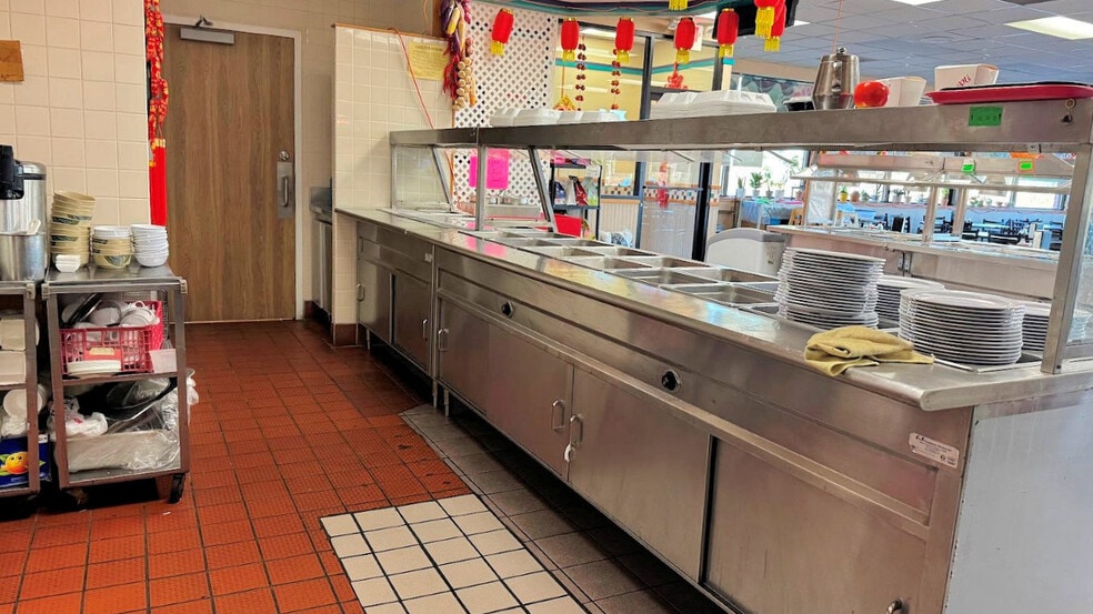 More Photos Of 630 S Frontage Rd, Wisconsin Dells Fast Food For Sale