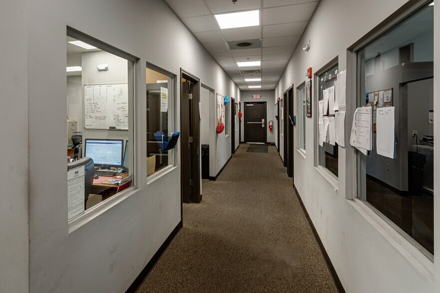 More Photos Of 540 Collins Park Dr, Antioch Industrial For Lease