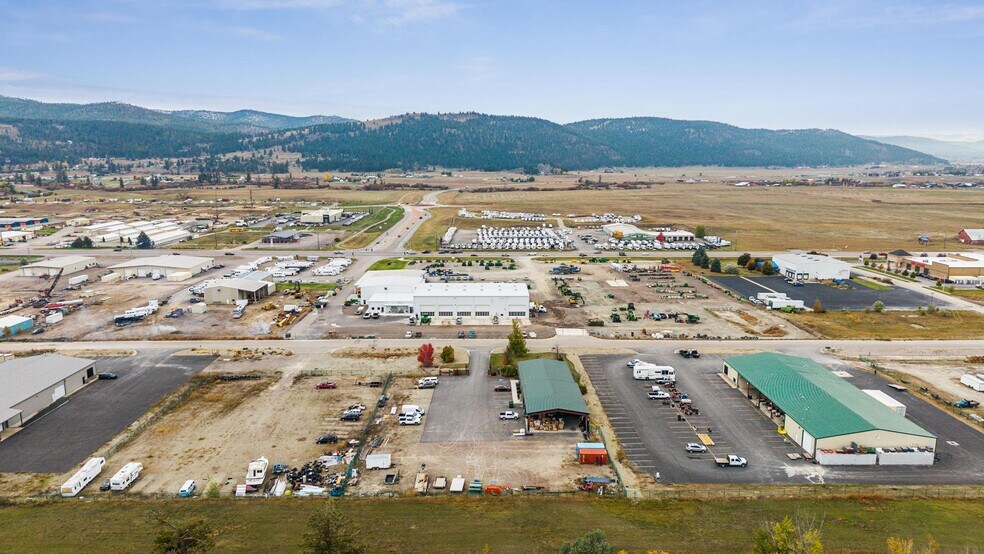 More Photos Of 201 United Dr, Kalispell Flex For Lease