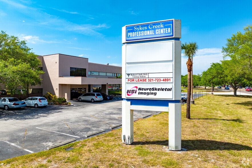 More Photos Of 255 N Sykes Creek Pky, Merritt Island Medical For Sale