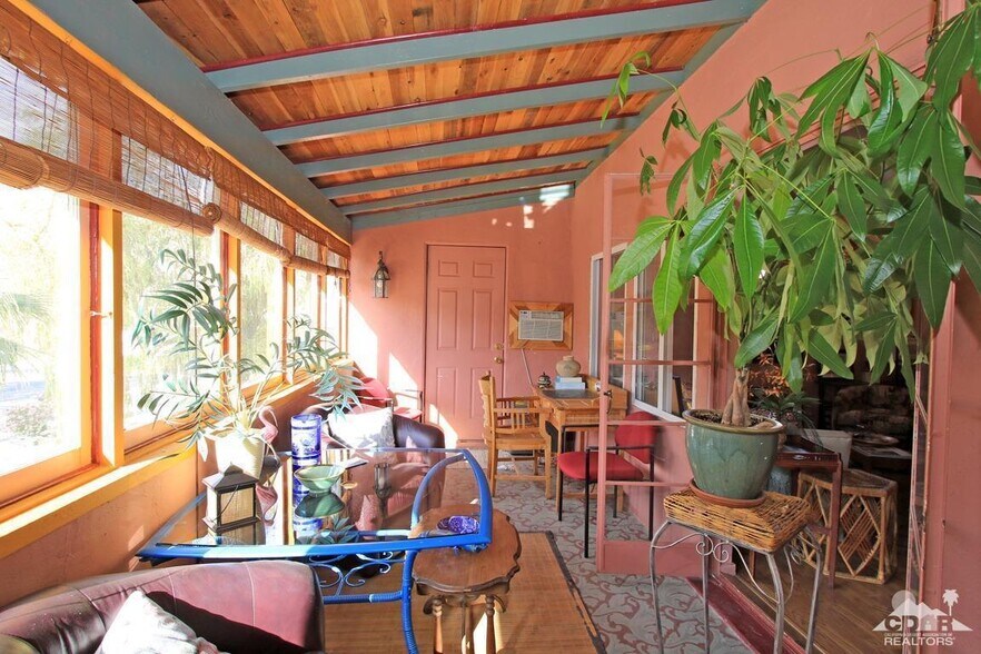 More Photos Of 51650 Avenida Bermudas, La Quinta Office For Lease