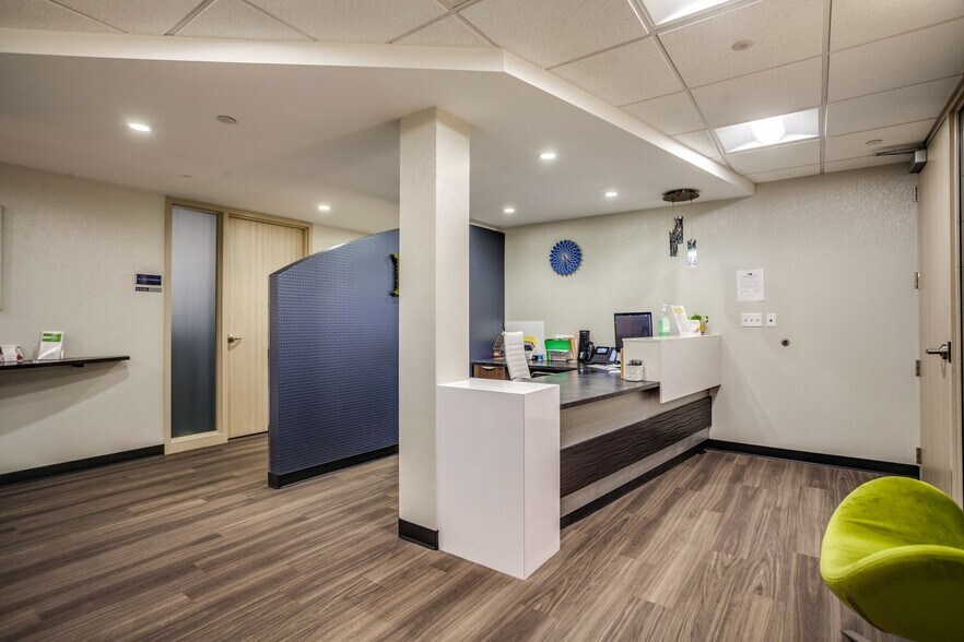 More Photos Of 14525 Hwy 7, Minnetonka Medical For Lease