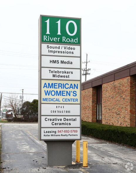 More Photos Of 110 S River Rd, Des Plaines Warehouse For Lease