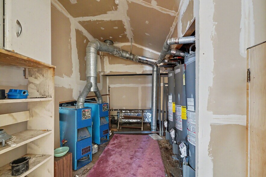 More Photos Of 4344 W Summit St, Lakewood Multifamily For Sale