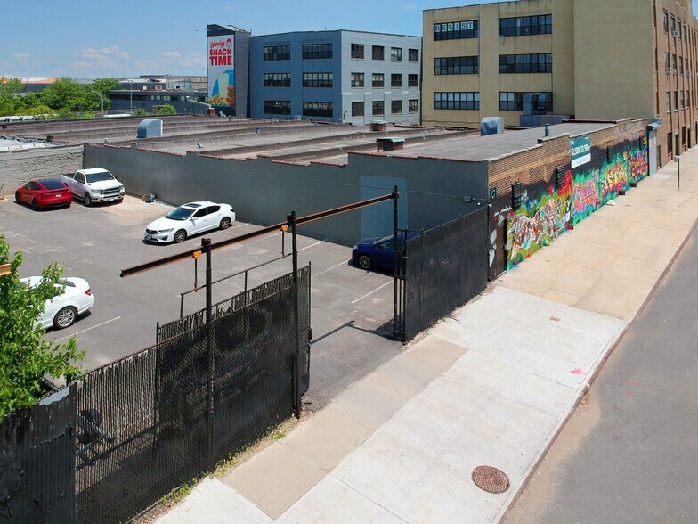 More Photos Of 450 Johnson Ave, Brooklyn Manufacturing For Lease