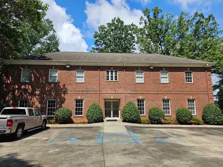 More Photos Of 3605 Cahaba Beach Rd, Birmingham Office For Sale