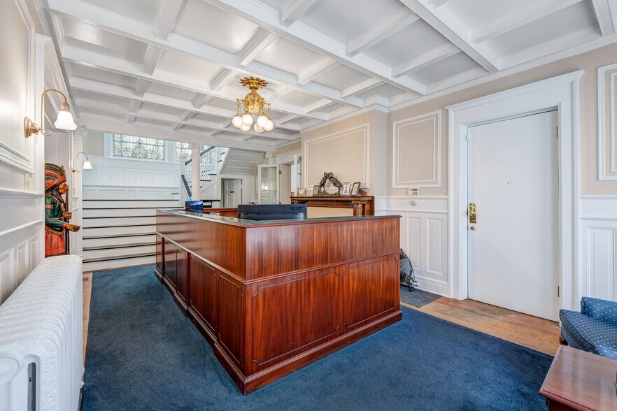 More Photos Of 461 Linwood Ave, Buffalo Apartments For Sale