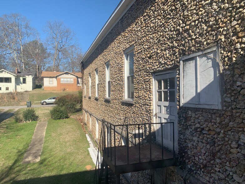 More Photos Of 8127 6th Ave N, Birmingham Religious Facility For Lease
