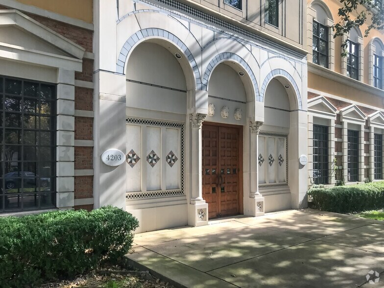 More Photos Of 4203 Yoakum Blvd, Houston Office For Lease