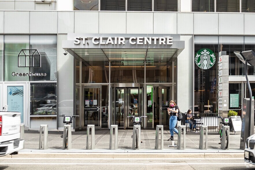More Photos Of 2 St Clair Ave E, Toronto Office For Lease