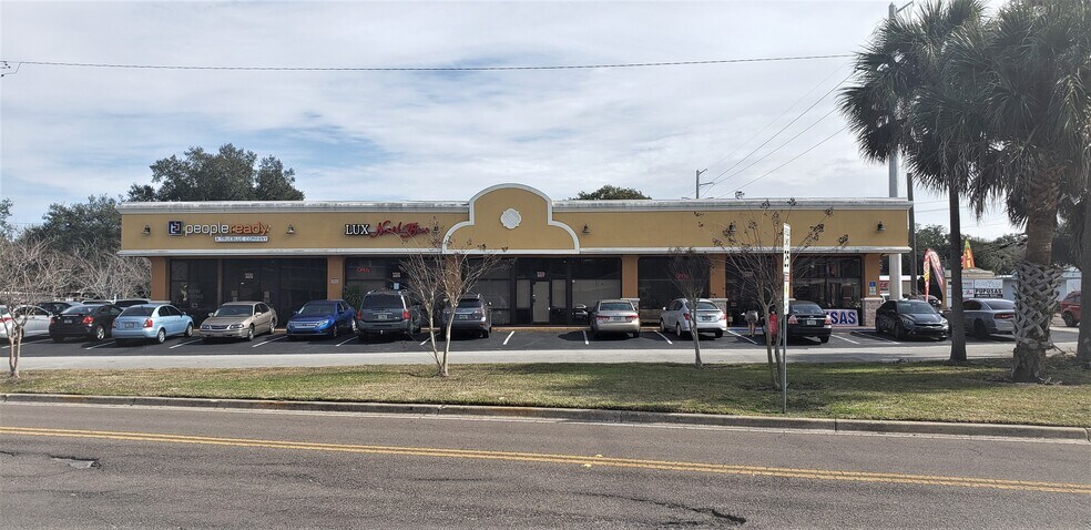 More Photos Of 2475 S Park Ave, Sanford Storefront Retail Office For Sale