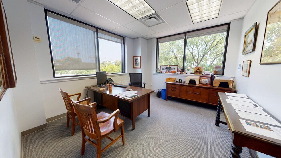 More Photos Of 3305 Steck Ave, Austin Loft Creative Space For Lease