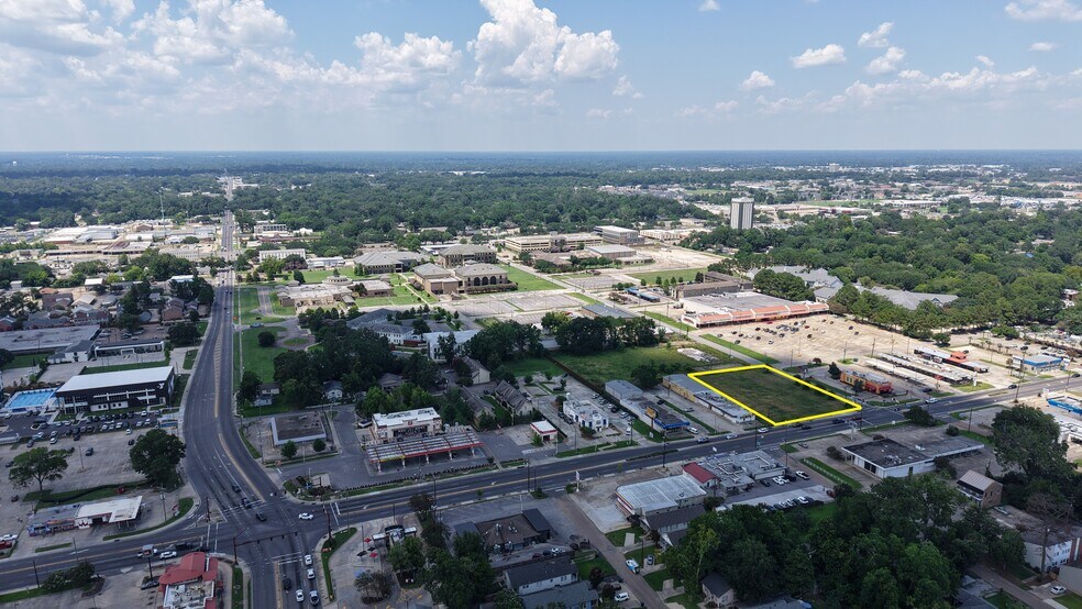 More Photos Of 5229 Government St, Baton Rouge Land For Sale