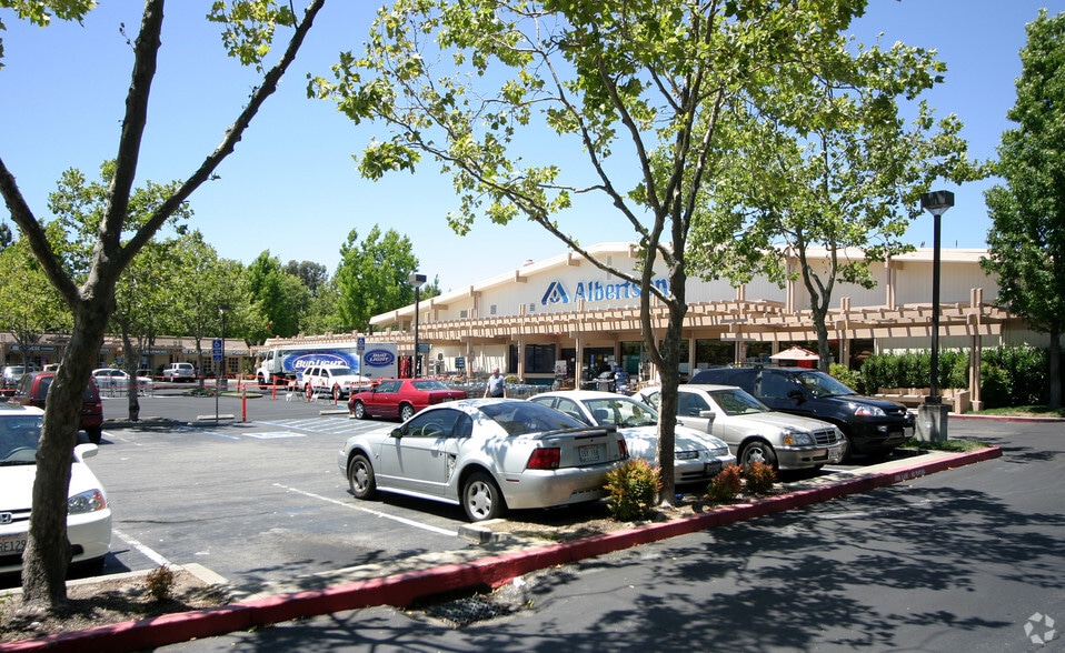 More Photos Of 440-480 Diablo Rd, Danville General Retail For Lease