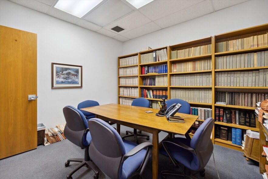 More Photos Of 145 S Jackson St, Jackson Loft Creative Space For Sale