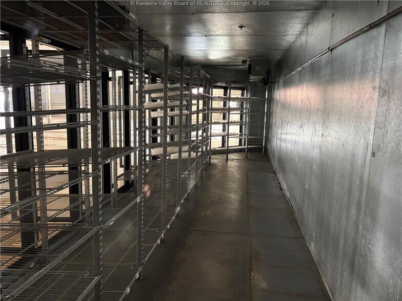More Photos Of 173 Main St, Clay Drugstore For Lease