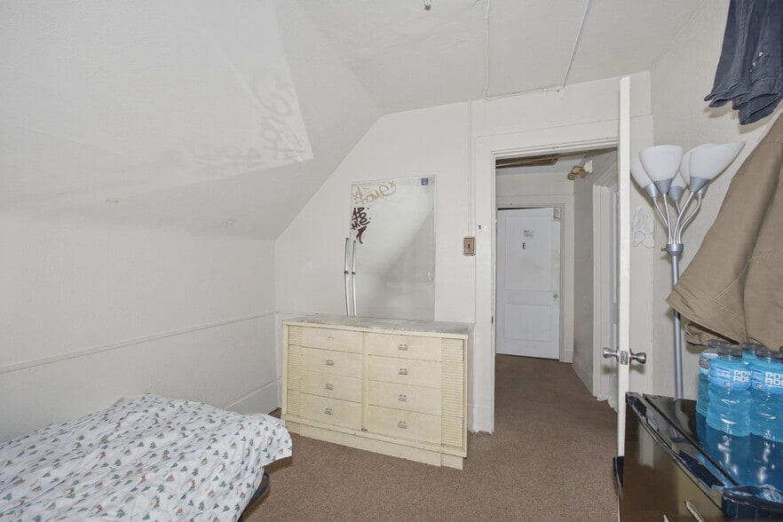 More Photos Of 1712 Termon Ave, Pittsburgh Assisted Living For Sale