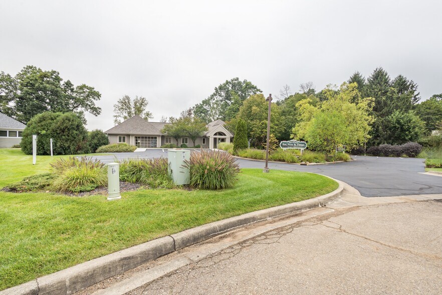 More Photos Of 3850 Glenkerry Ct, Portage Medical For Sale