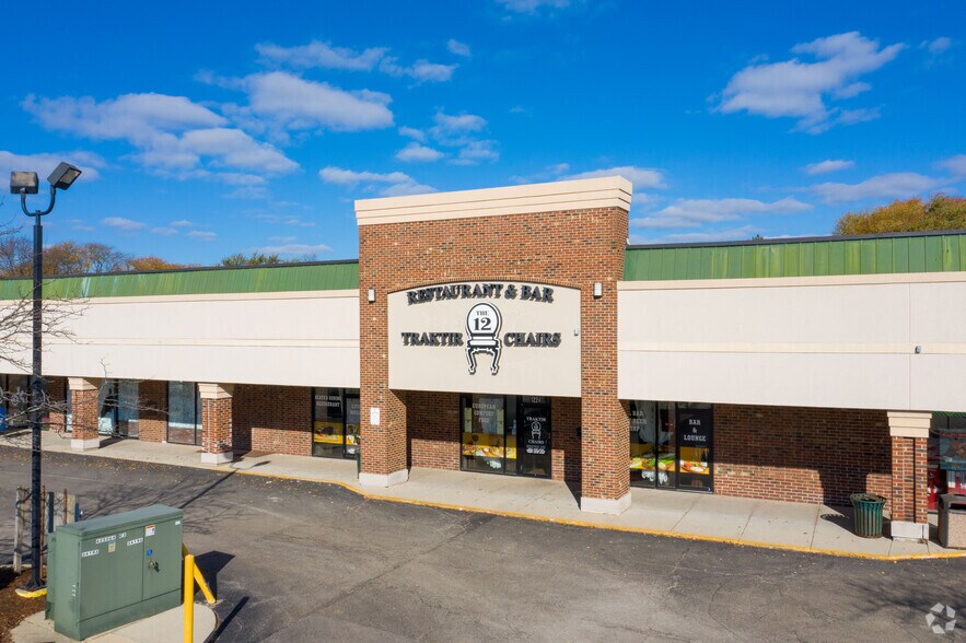 More Photos Of 1202-1330 W Dundee Rd, Buffalo Grove Unknown For Lease