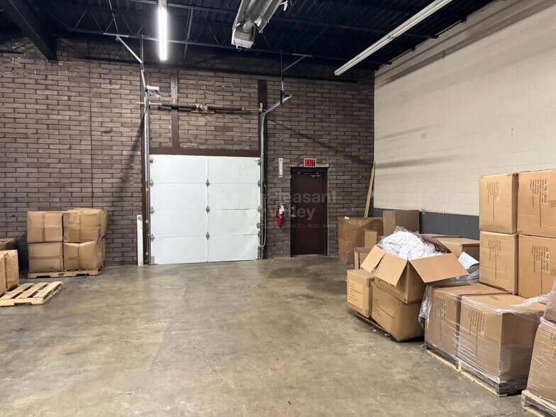 More Photos Of 1217-1227 Norton Rd, Hudson Warehouse For Lease