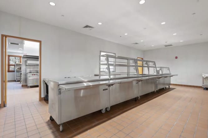 More Photos Of 200 Cardinal Rd, Hyde Park Lodge Meeting Hall For Sale