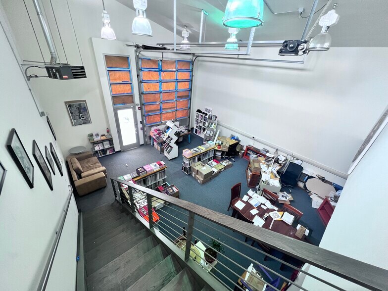 More Photos Of 2332 4th St, Berkeley Warehouse For Lease