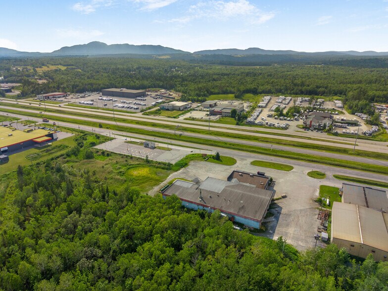 More Photos Of 9330 Boul Bourque, Sherbrooke Industrial For Sale