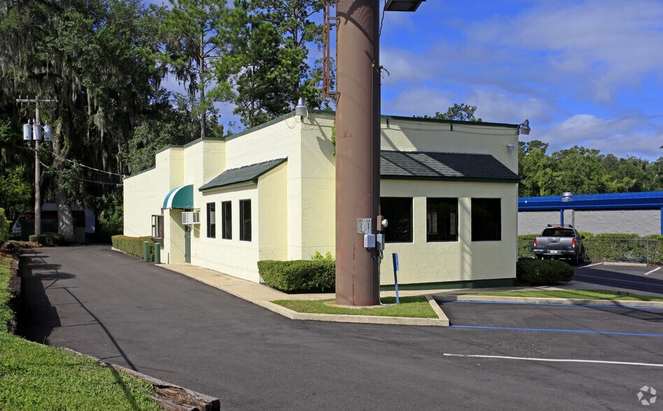 More Photos Of 2529 Apalachee Pky, Tallahassee Restaurant For Lease