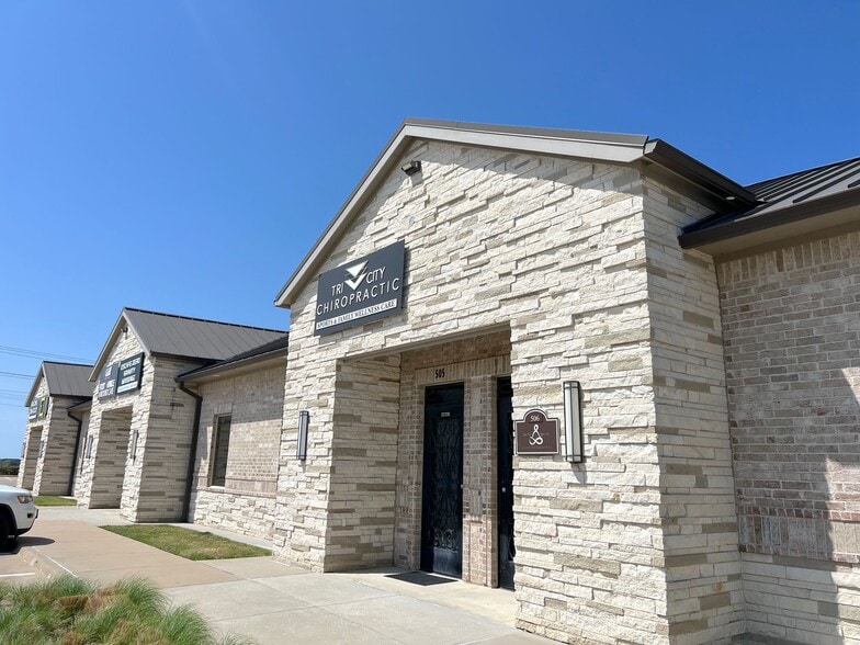 Primary Photo Of 1400 N Coit Rd, McKinney Unknown For Lease