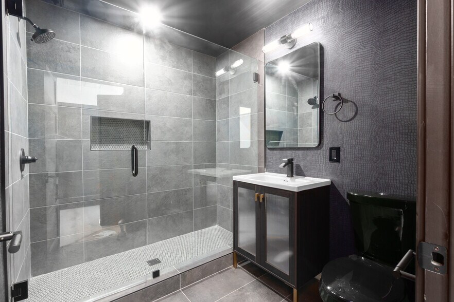 More Photos Of 2419 Chicago St, San Diego Apartments For Sale