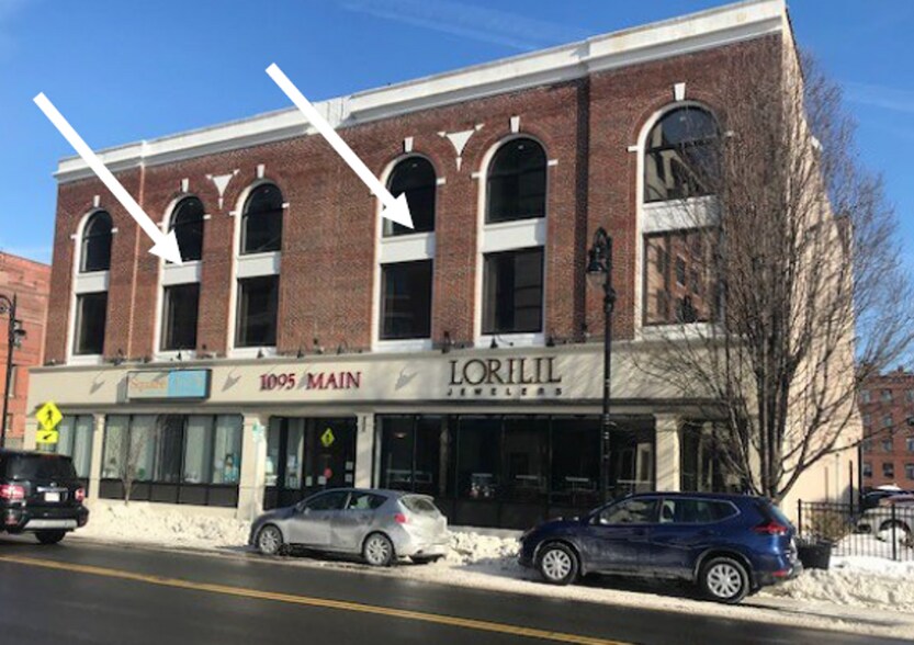 Primary Photo Of 1095 Main St, Springfield Storefront Retail Office For Lease