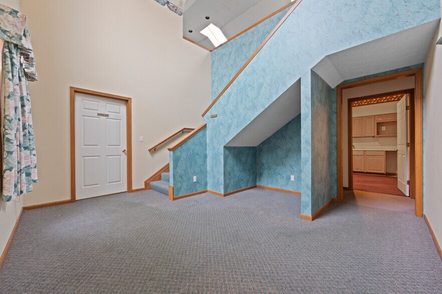 More Photos Of 9233 SR 14, Streetsboro Medical For Sale