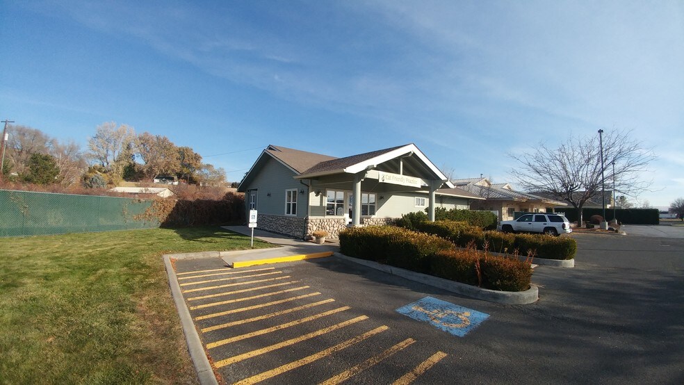 More Photos Of 721 N Keys Rd, Yakima Medical For Sale