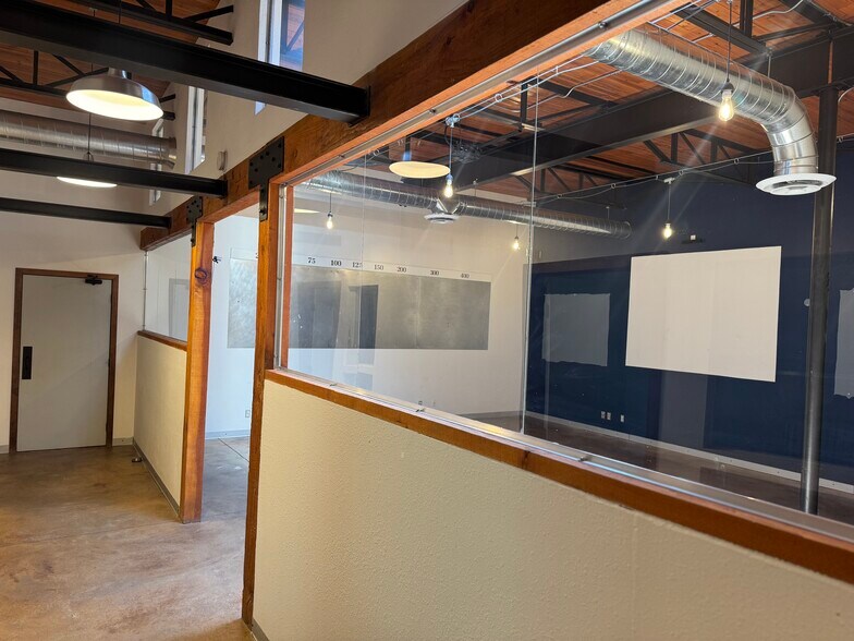 More Photos Of 2570 W 8th Ave, Denver Warehouse For Sale