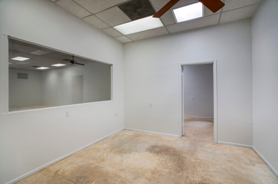 More Photos Of 323-331 W McDowell Rd, Phoenix Office For Lease