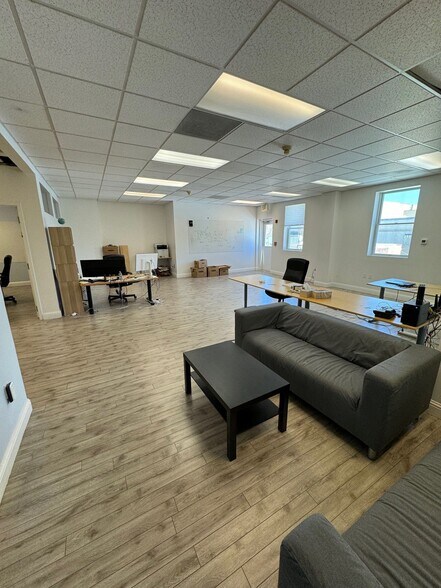 Primary Photo Of 255 S B St, San Mateo Storefront Retail Office For Lease