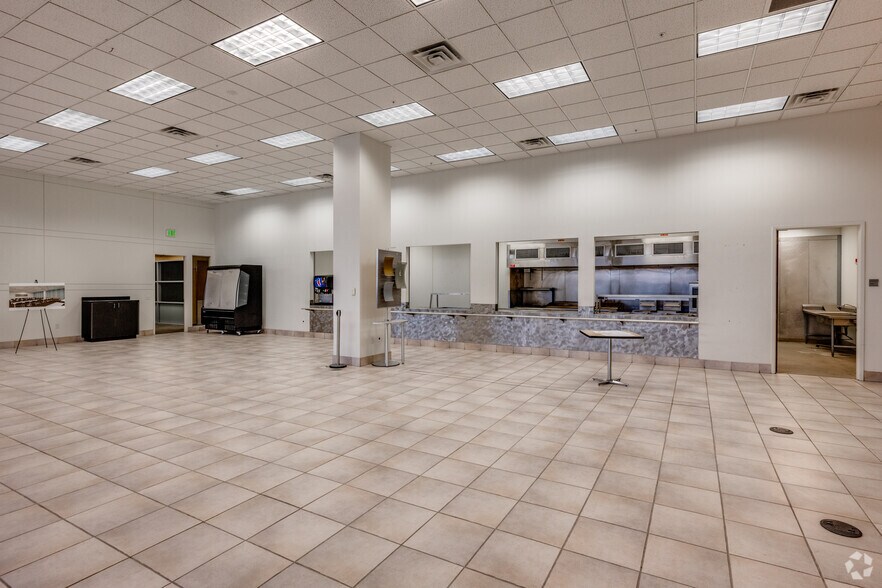 More Photos Of 327 Inverness Dr S, Englewood Office Residential For Lease