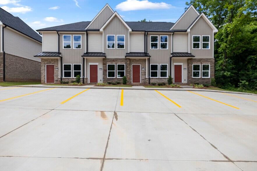 More Photos Of 501 Mill St, Lowell Apartments For Sale